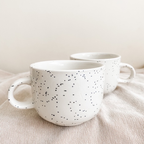 Speckled mugs (set of 2) - Picture 2 of 2